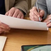 Acte de vente signé à distance par les héritiers